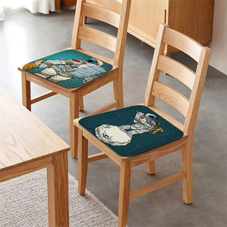 Astronaut Apollo Moon Landing Creative Chair Cushion Soft Office Car Seat Comfort Breathable 45x45cm Stool Seat Mat
Astronaut Apollo Moon Landing Creative Chair Cushion Soft Office Car Seat Comfort Breathable 45x45cm Stool Seat Mat