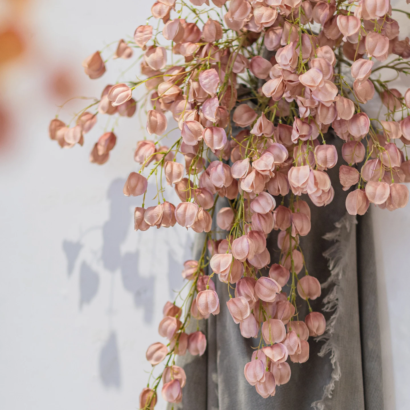 Lantern Fruit Artificial Flower High-end Simulation Flower Ornaments Bionic Fake Floral Home Living Room Hotel Decoration
Lantern Fruit Artificial Flower High-end Simulation Flower Ornaments Bionic Fake Floral Home Living Room Hotel Decoration