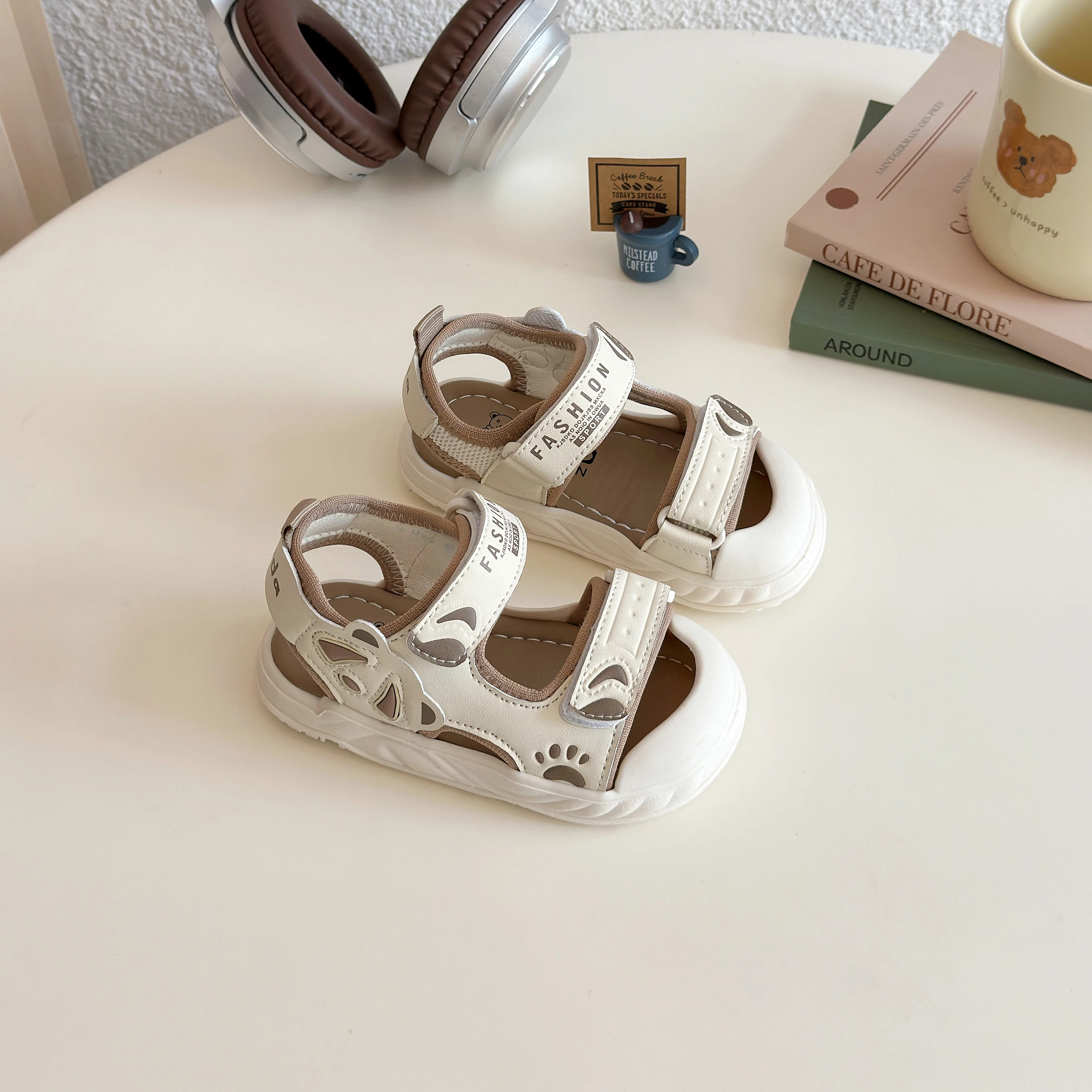 YUYIN Summer Baby Sandals Girls Boys Soft Soles PU Leather Children's Shoes Fashion Kids Beach Sandals Toddler Walking Shoes
YUYIN Summer Baby Sandals Girls Boys Soft Soles PU Leather Children's Shoes Fashion Kids Beach Sandals Toddler Walking Shoes