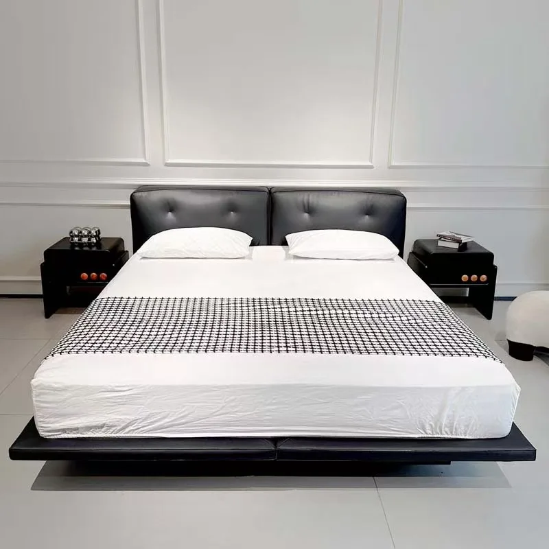 Italian Minimalist High Quality Classic Premium Black Dylan Bed Down Bag Master Bedroom Queen Bed
Italian Minimalist High Quality Classic Premium Black Dylan Bed Down Bag Master Bedroom Queen Bed