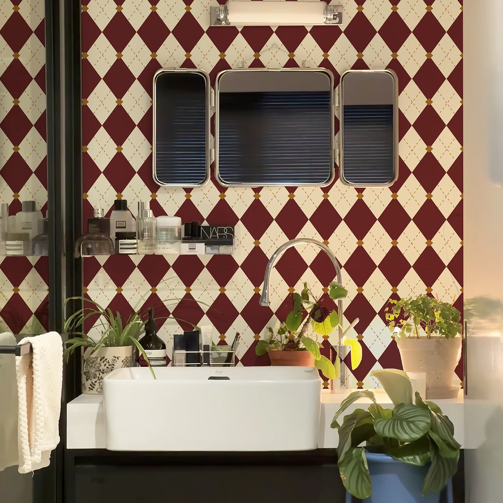 Wine Red Checkered Self-adhesive Waterproof and Oil Resistant Wallpaper Modern Lattice Furniture Cabinet Renovation Sticker
Wine Red Checkered Self-adhesive Waterproof and Oil Resistant Wallpaper Modern Lattice Furniture Cabinet Renovation Sticker 