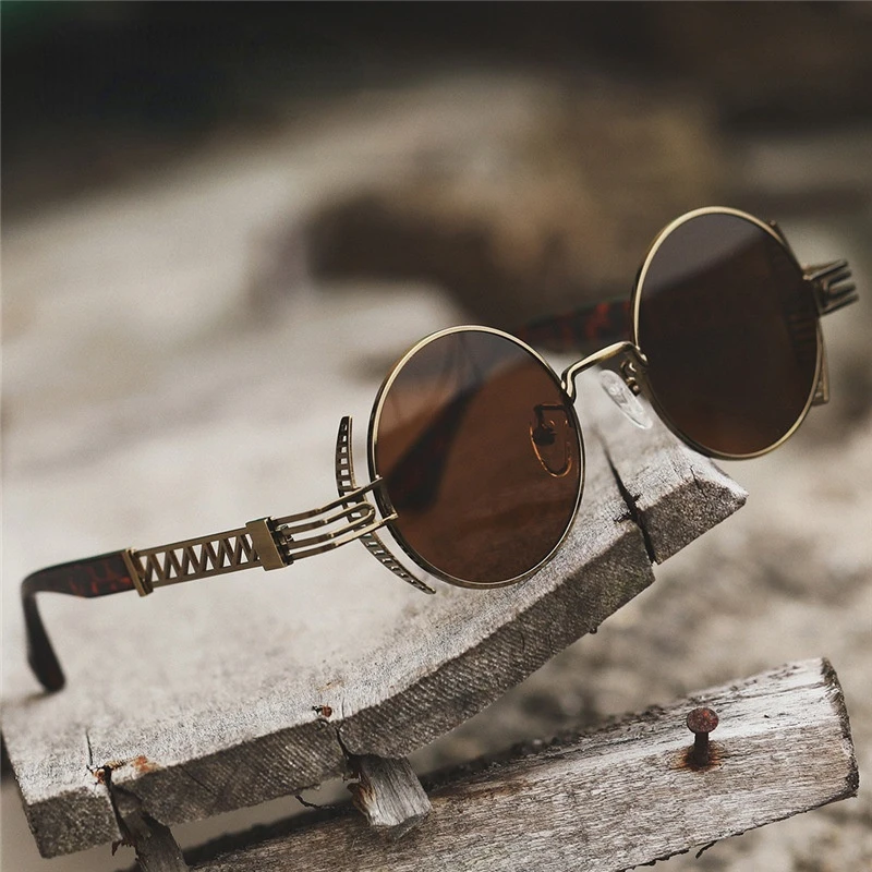 Classic Gothic Steampunk Sunglasses for Men and Women Luxury Round Metal Frame Glasses Designer Retro Sunglasses UV400
Classic Gothic Steampunk Sunglasses for Men and Women Luxury Round Metal Frame Glasses Designer Retro Sunglasses UV400