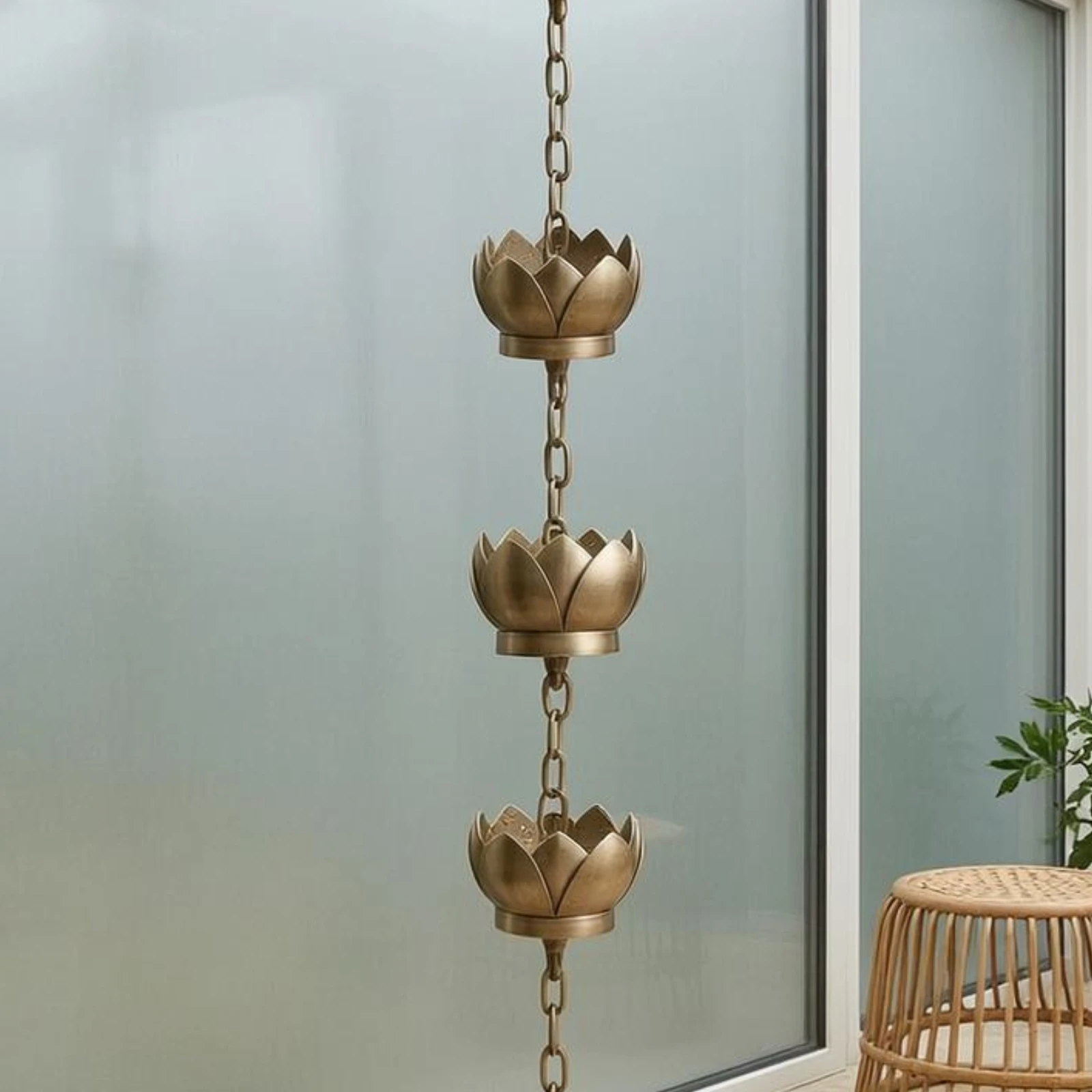 Flower Rain Chain Soothing Sound Gutter Rain Chain Outdoor Decor Anti-Corrosion Garden Decoration Tooltool-Less Installation
Flower Rain Chain Soothing Sound Gutter Rain Chain Outdoor Decor Anti-Corrosion Garden Decoration Tooltool-Less Installation
