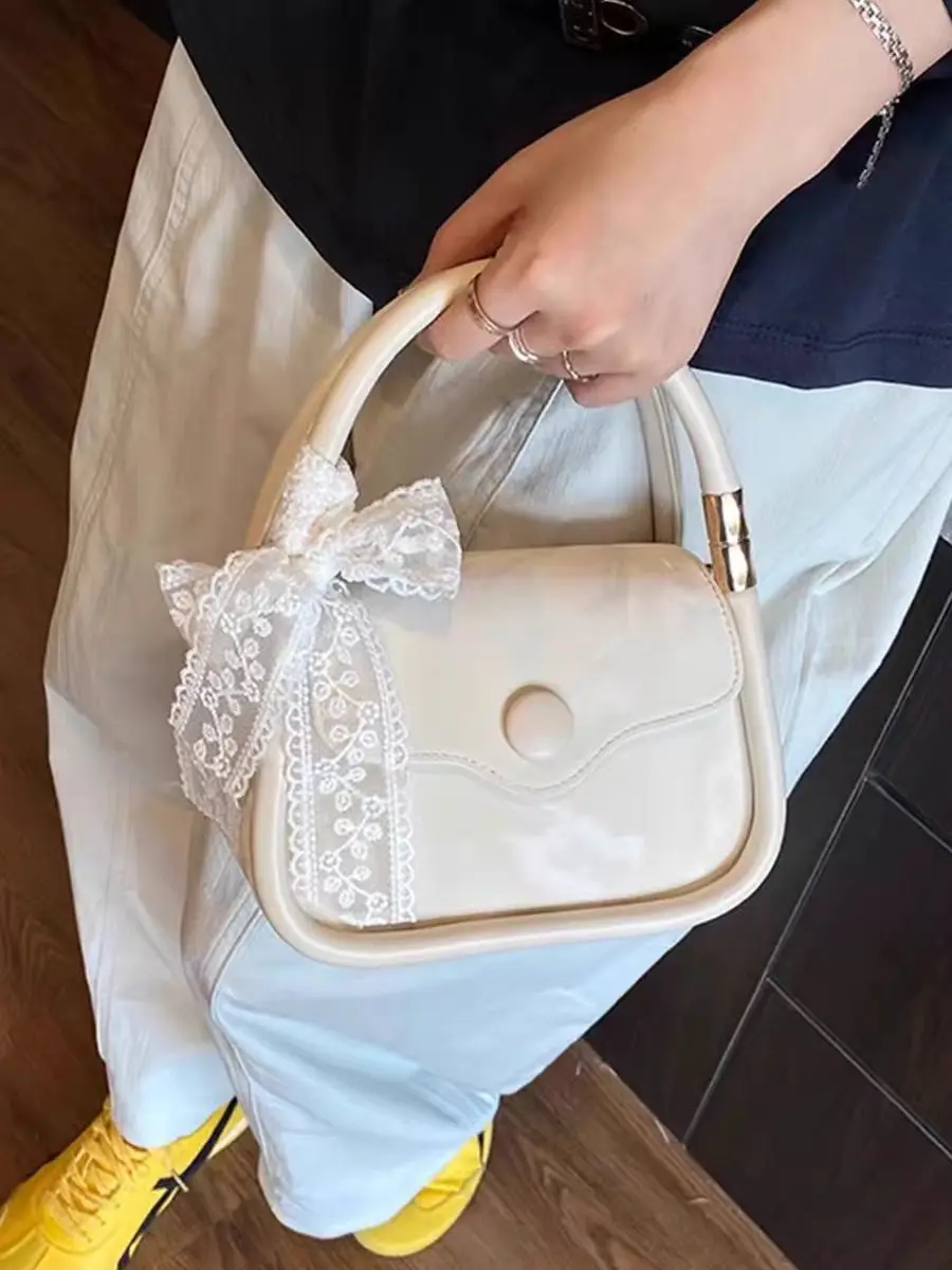 Korean Style INS Mini Square Crossbody Bag For Women 2025 New Fashion PU Leather Luxury Designer Sweet Shoulder Messenger Bag
Korean Style INS Mini Square Crossbody Bag For Women 2025 New Fashion PU Leather Luxury Designer Sweet Shoulder Messenger Bag
