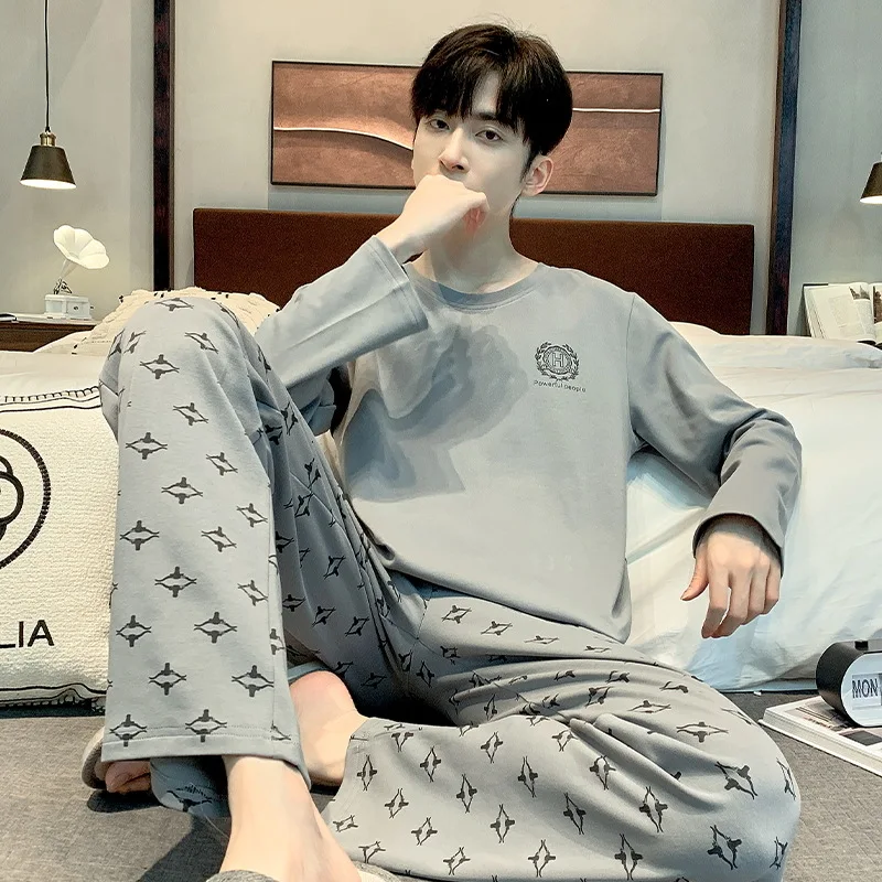 Homewear Men's Pajamas Men's Clothing Air-Conditioned Clothing Casual Fashion Y2K Sets New Man Tracksuit Sports Suits Sweats Set
Homewear Men's Pajamas Men's Clothing Air-Conditioned Clothing Casual Fashion Y2K Sets New Man Tracksuit Sports Suits Sweats Set