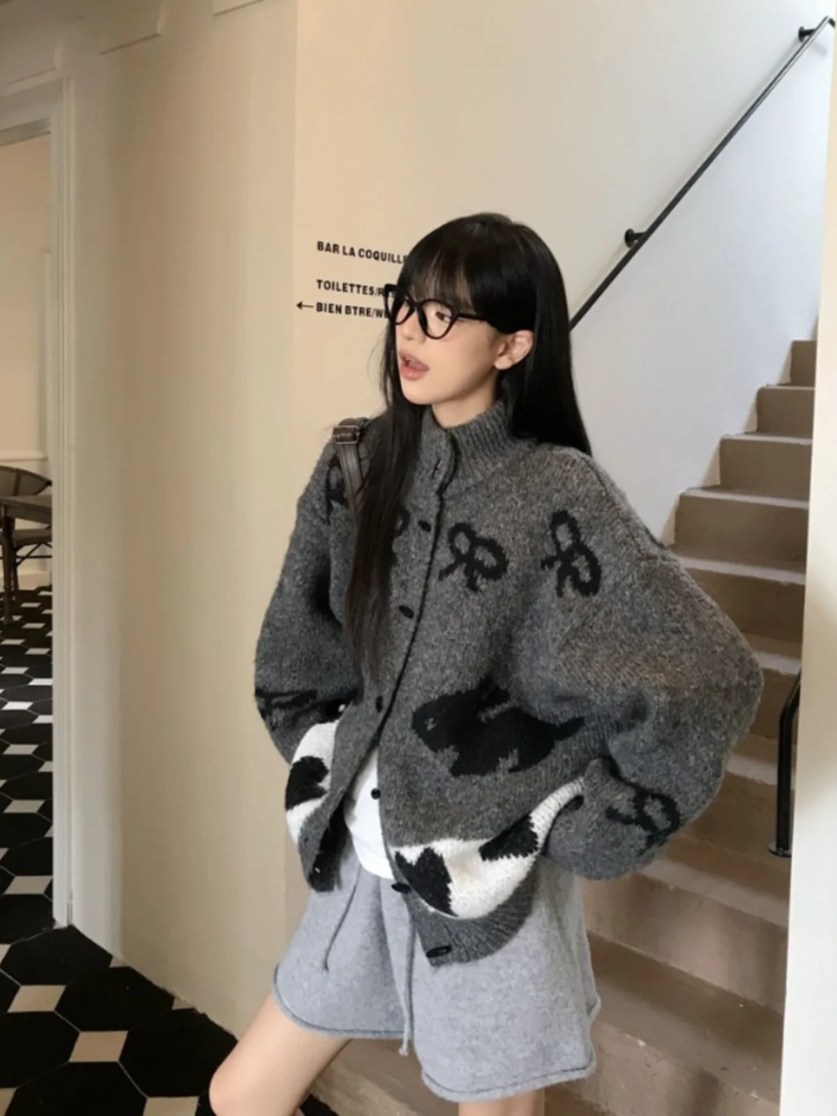 plus Size Knitted Sweater Coat with Knot Loose Lazy Style High Collar Long Sleeve Spring Fashion for plus Size Women
plus Size Knitted Sweater Coat with Knot Loose Lazy Style High Collar Long Sleeve Spring Fashion for plus Size Women