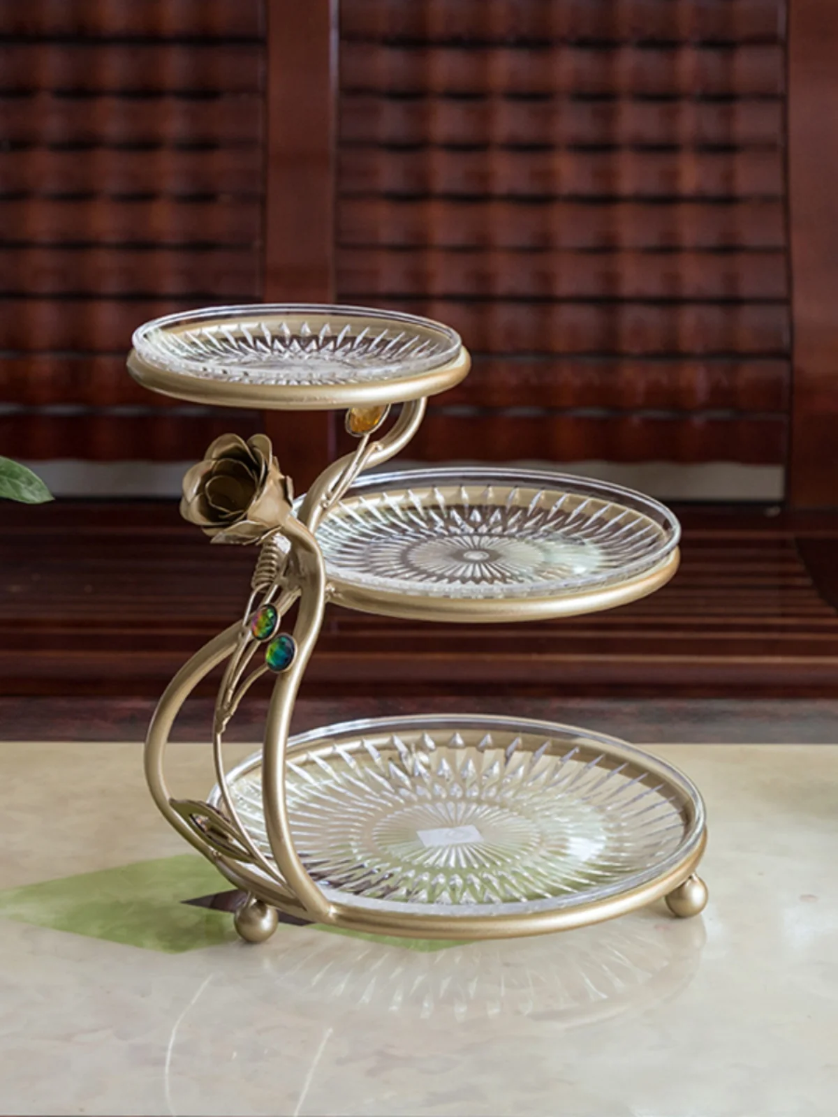 Three-Layer Plastic Fruit Dish Stand Simple Home Living Room Multi-Layer Candy Snack Cake Tray Dessert Stand Handmade Metal
Three-Layer Plastic Fruit Dish Stand Simple Home Living Room Multi-Layer Candy Snack Cake Tray Dessert Stand Handmade Metal