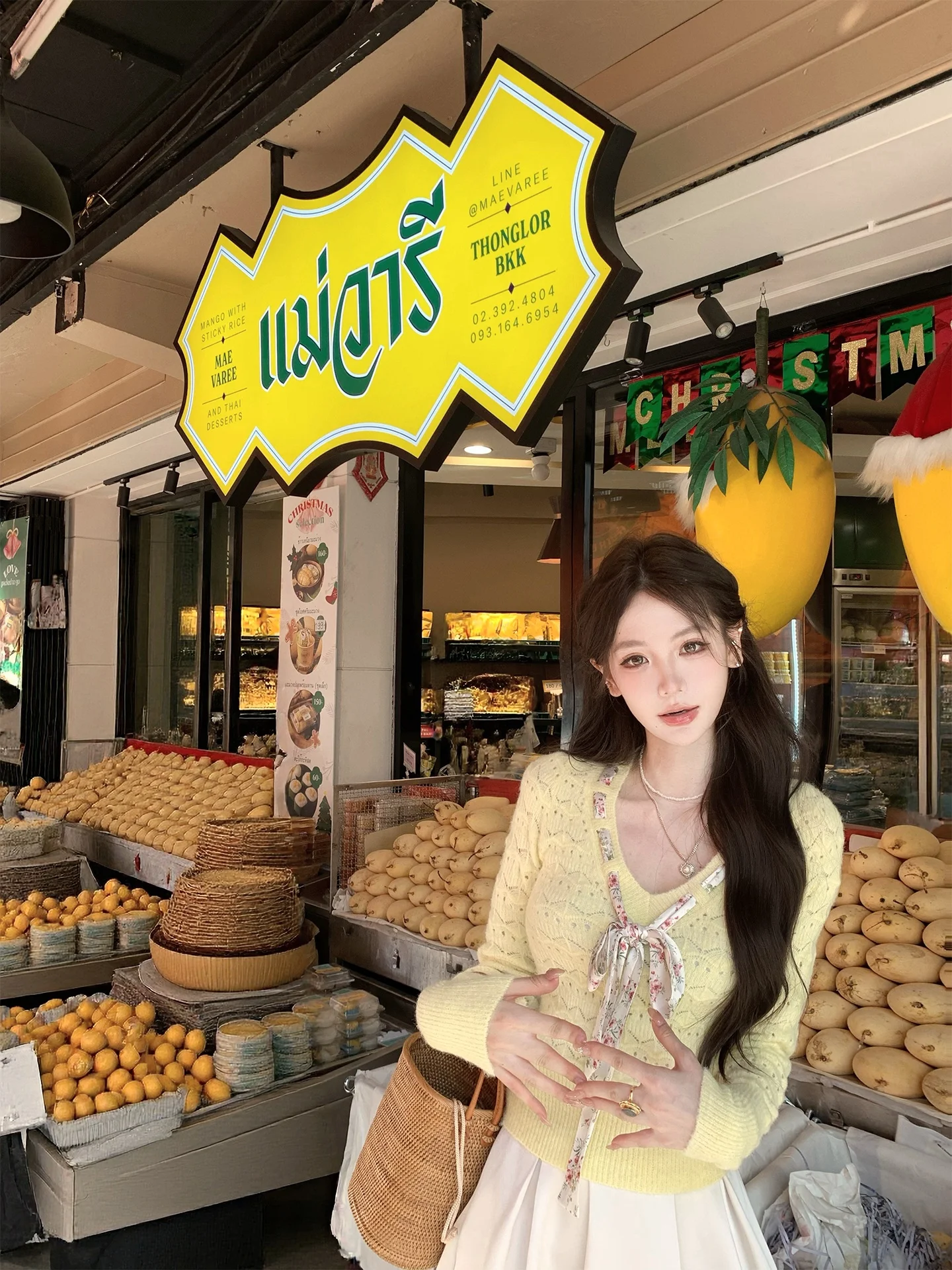 Sweet Sle V-Ne Knitted Sweater with Belt Hollow out Design Cheered Two-Tone Ladies Faion Spring Long Sve Top
Sweet Sle V-Ne Knitted Sweater with Belt Hollow out Design Cheered Two-Tone Ladies Faion Spring Long Sve Top