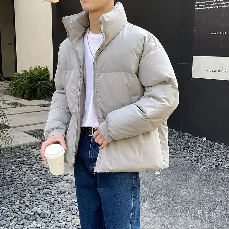 Теплая куртка-бомбер для мужчин на осень-зиму, повседневная, приталенная, с наполнителем из полиэфирного волокна, молодежный тренд
Теплая куртка-бомбер для мужчин на осень-зиму, повседневная, приталенная, с наполнителем из полиэфирного волокна, молодежный тренд