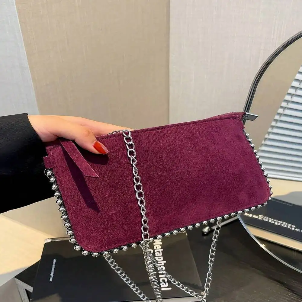 Stylish Red Chain Shoulder Bag - Beaded Crossbody Clutch For Women
Stylish Red Chain Shoulder Bag - Beaded Crossbody Clutch For Women