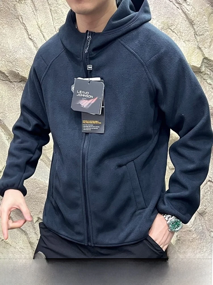 Мужская куртка Leavo Johnson Thiened Fce с капюшоном и подставкой, длинная застежка-молния, повседневная одежда из полиэфирного волокна
Мужская куртка Leavo Johnson Thiened Fce с капюшоном и подставкой, длинная застежка-молния, повседневная одежда из полиэфирного волокна