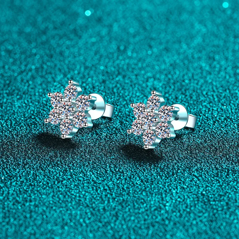 Серебряные серьги-гвоздики S925 с муассанитом 1,4 карата для женщин с покрытием Pt950, серьги-гвоздики с подсолнухом, подарок для влюбленных, модные ювелирные изделия, оптовая продажа
Серебряные серьги-гвоздики S925 с муассанитом 1,4 карата для женщин с покрытием Pt950, серьги-гвоздики с подсолнухом, подарок для влюбленных, модные ювелирные изделия, оптовая продажа