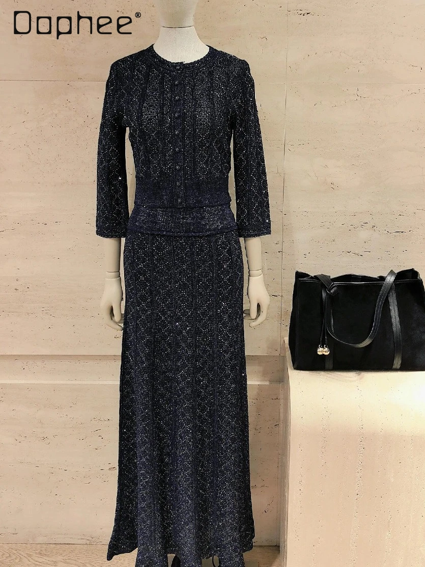 French Flash Silk Hollow Striped Two-piece Set High-end Sense Light Luxury Fashion Hot Diamond Long-sleeved Short Top Long Skirt
French Flash Silk Hollow Striped Two-piece Set High-end Sense Light Luxury Fashion Hot Diamond Long-sleeved Short Top Long Skirt