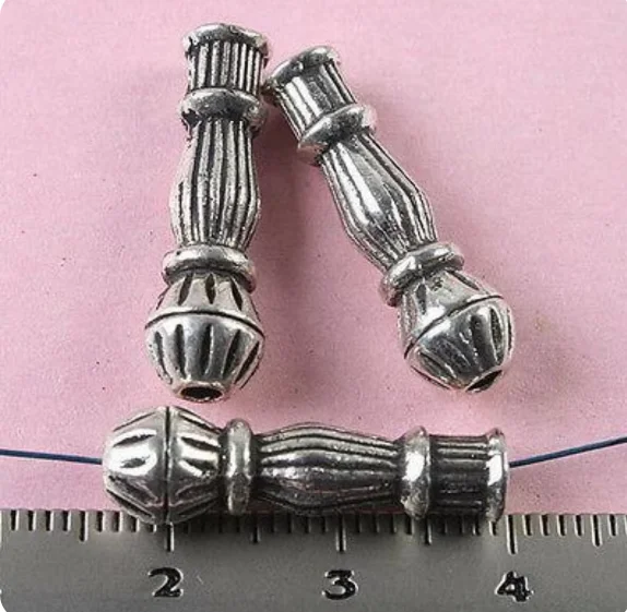 15pcs 23.1x6.9mm hole 2mm Alloy pendants tibetan silver vase besds for jewelry making HWH0748
15pcs 23.1x6.9mm hole 2mm Alloy pendants tibetan silver vase besds for jewelry making HWH0748