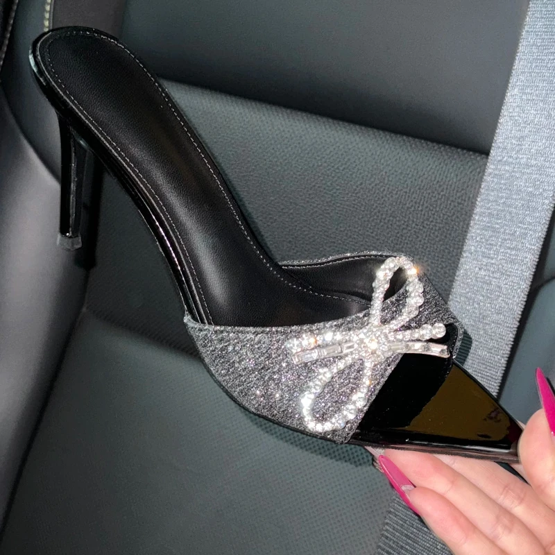 Yuejinlong Sexy Rhinestone Bow Mules Pointed Toe Stiletto High Heels Elegant Summer Slip-on Sandals Party Wedding Shoes 2026
Yuejinlong Sexy Rhinestone Bow Mules Pointed Toe Stiletto High Heels Elegant Summer Slip-on Sandals Party Wedding Shoes 2026