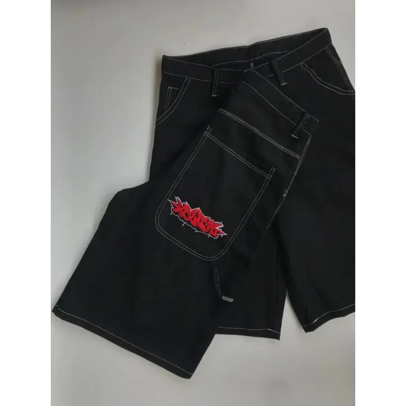 Винтажные хип-хоп вышивка букв свободные готический стиль повседневная мода Y2K летние мужские джинсы шорты верхняя одежда в стиле Харадзюку
Винтажные хип-хоп вышивка букв свободные готический стиль повседневная мода Y2K летние мужские джинсы шорты верхняя одежда в стиле Харадзюку