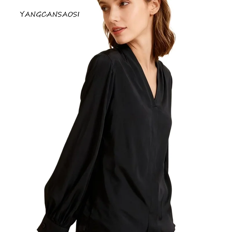 Women's Fashion Clothing Versatile Workplace V-neck Style 93%Natural Mulberry Silk Elastic Double Qiao Retro Solid Color T-shirt
Women's Fashion Clothing Versatile Workplace V-neck Style 93%Natural Mulberry Silk Elastic Double Qiao Retro Solid Color T-shirt