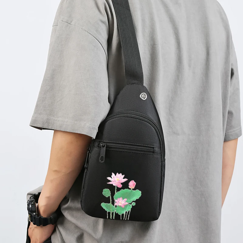 New style crossbody and shoulder bag for neutral men and women, front pocket, casual waist bag, Korean version small backpack
New style crossbody and shoulder bag for neutral men and women, front pocket, casual waist bag, Korean version small backpack