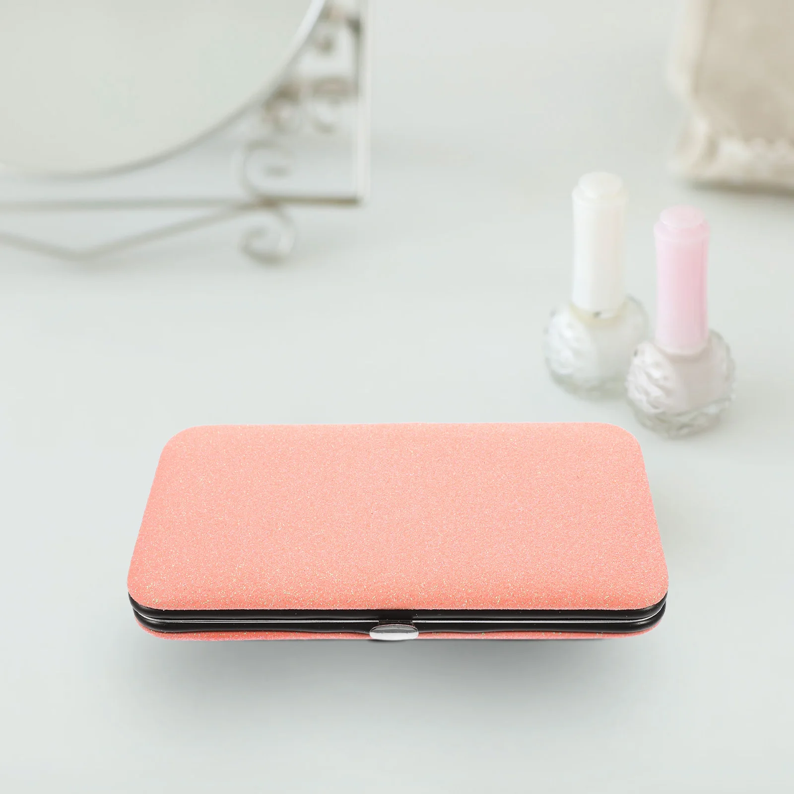 Portable Tweezers Storage Box Elegant Design with Magnetic Button for Lash Extension Tweezers and Grafting Tools
Portable Tweezers Storage Box Elegant Design with Magnetic Button for Lash Extension Tweezers and Grafting Tools