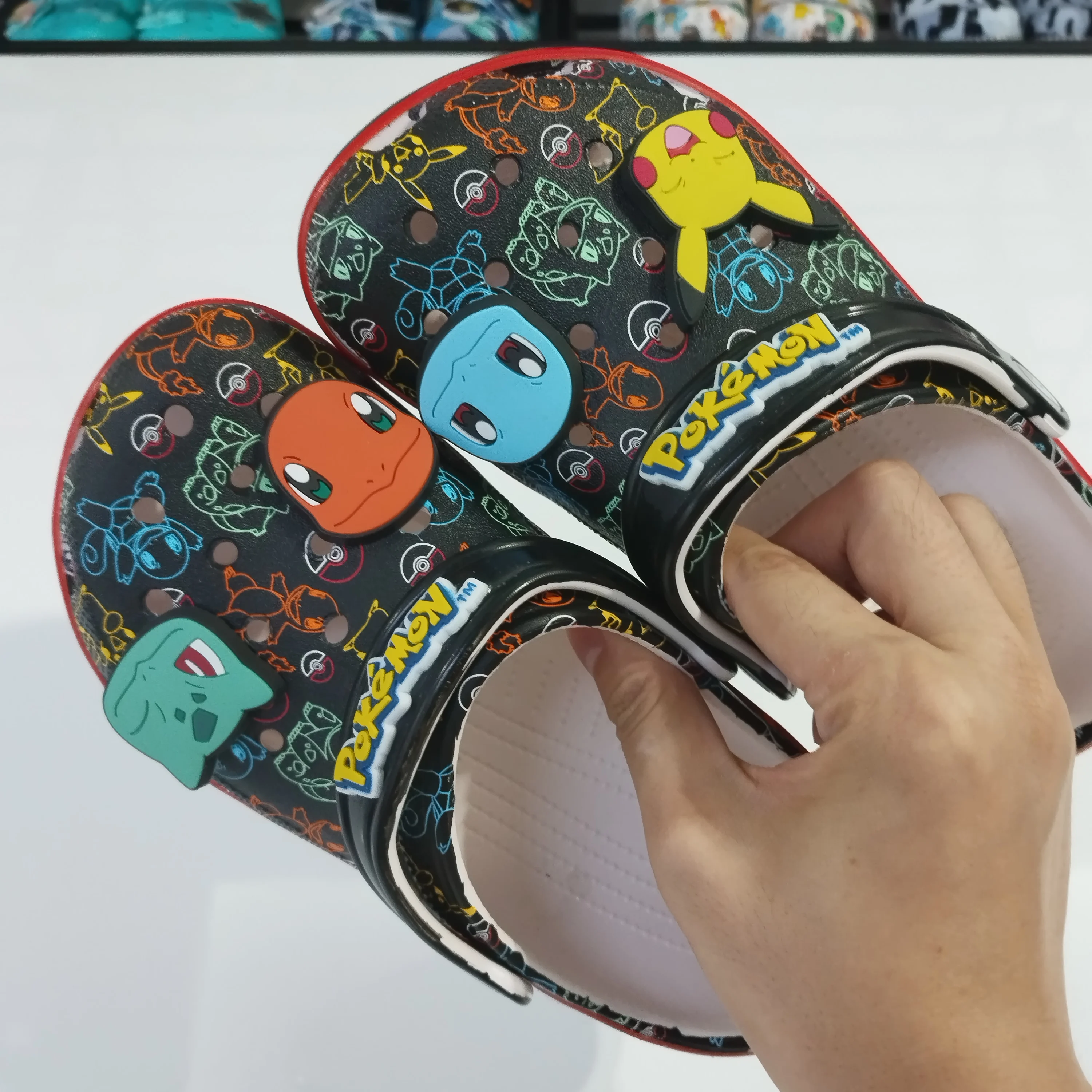 New Pokemoned Hole Sandals Pikachu Squirtle Charmander Slippers Sandals Kawaii Anime Home Beach Shoes Summer Slippers
New Pokemoned Hole Sandals Pikachu Squirtle Charmander Slippers Sandals Kawaii Anime Home Beach Shoes Summer Slippers