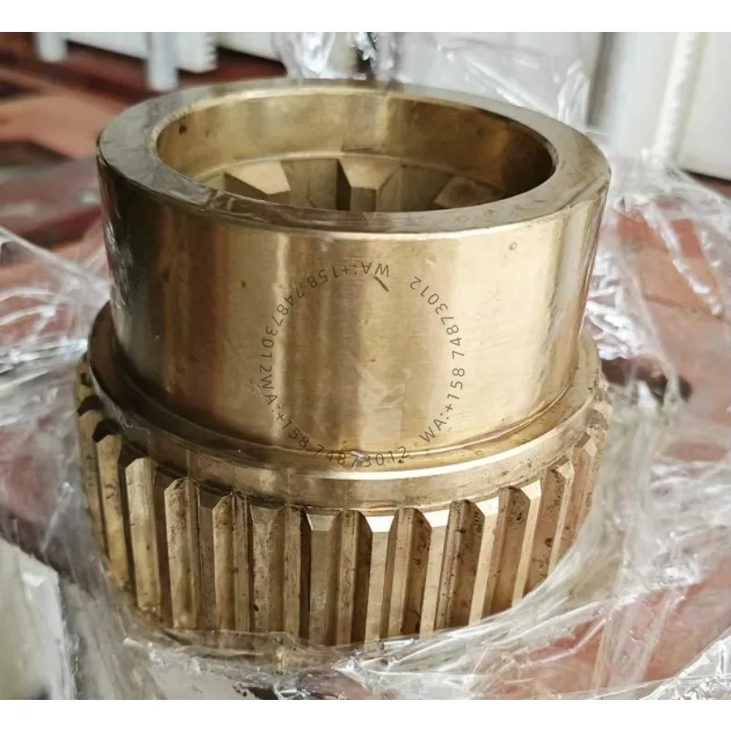 15411568 - Coupling /Driver (bronze) - 154 115 68 Factory Supply Drifter Spare Drilling Rig/Mining Machinery Engine Parts 
15411568 - Coupling /Driver (bronze) - 154 115 68 Factory Supply Drifter Spare Drilling Rig/Mining Machinery Engine Parts