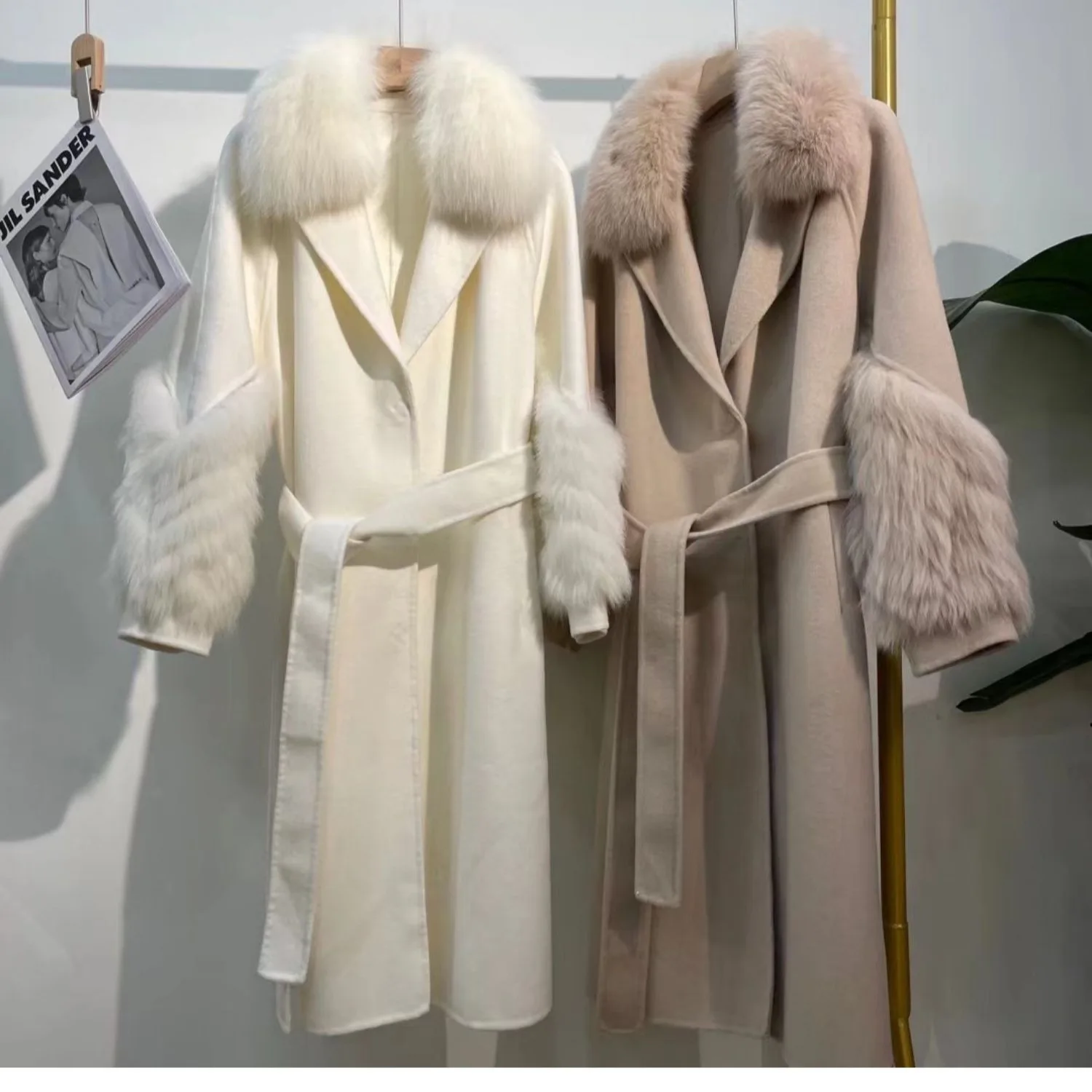 Wool Coat With Fur Winter Real Fox Fur Collar Long Plus Size Ladies Handmade Women Cashmere Wool Fur Coat for Women
Wool Coat With Fur Winter Real Fox Fur Collar Long Plus Size Ladies Handmade Women Cashmere Wool Fur Coat for Women