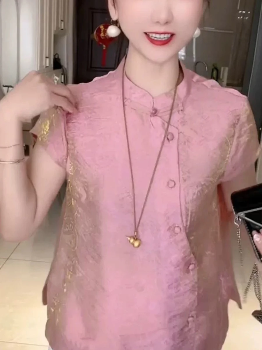 Новый китайский воротник-стойка на пуговицах ort Sve irt для женщин среднего возраста, модный летний топ в национальном стиле
Новый китайский воротник-стойка на пуговицах ort Sve irt для женщин среднего возраста, модный летний топ в национальном стиле