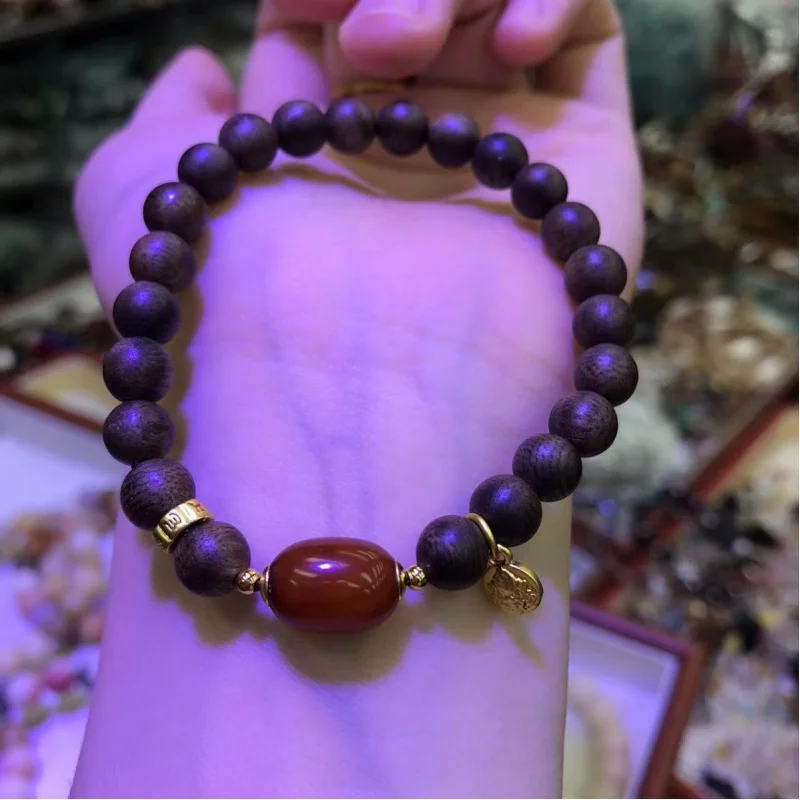 Браслет Nha Trang White Qinan Red Bark из старого янтаря и мармелада из бисера в культурном стиле
Браслет Nha Trang White Qinan Red Bark из старого янтаря и мармелада из бисера в культурном стиле