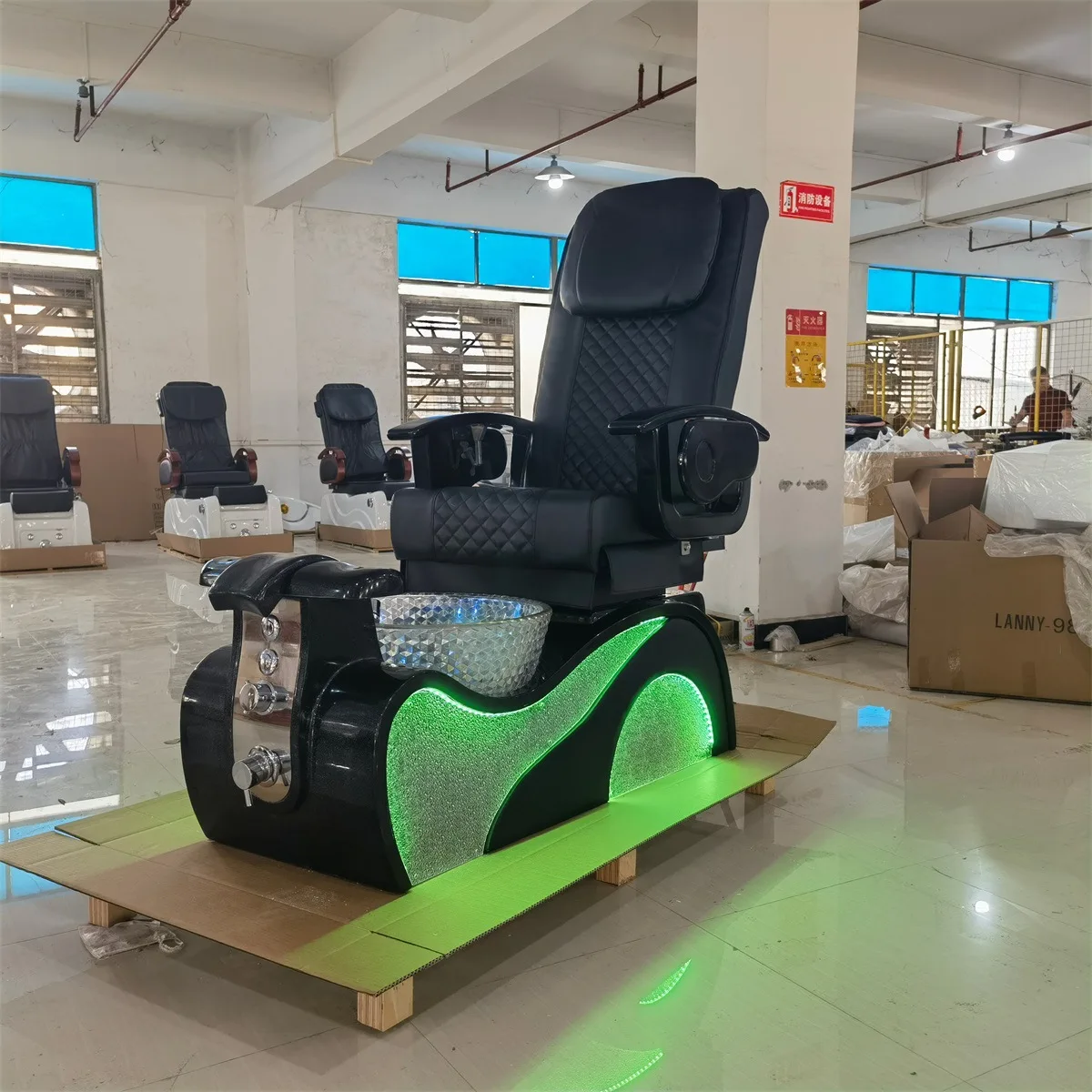New SPA Spa Salon Pedicure Chair Foreign High-end Beauty Salon Space Capsule Nail Art Eyelash Massage Foot Massage
New SPA Spa Salon Pedicure Chair Foreign High-end Beauty Salon Space Capsule Nail Art Eyelash Massage Foot Massage