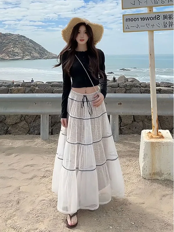 Faionable Two-Piece Set Early Spring Slim Fit Bla T-irt Top Spliced White Skirt Women's Korean Sle Casual Wear
Faionable Two-Piece Set Early Spring Slim Fit Bla T-irt Top Spliced White Skirt Women's Korean Sle Casual Wear