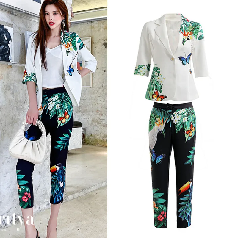 2 Piece Set Women Spring Summer European Print Blazers Tops And Slim Vintage Retro Pants Suits Elegant OL Clothing Set NS17
2 Piece Set Women Spring Summer European Print Blazers Tops And Slim Vintage Retro Pants Suits Elegant OL Clothing Set NS17