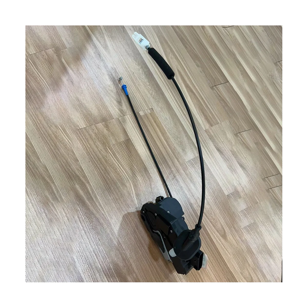 Front Left Center Door Lock Latch Actuator CN15-A219A65-FC for Ford Ecosport 2013-2020 Door Lock Pins Hatch CN15A219A65
Front Left Center Door Lock Latch Actuator CN15-A219A65-FC for Ford Ecosport 2013-2020 Door Lock Pins Hatch CN15A219A65