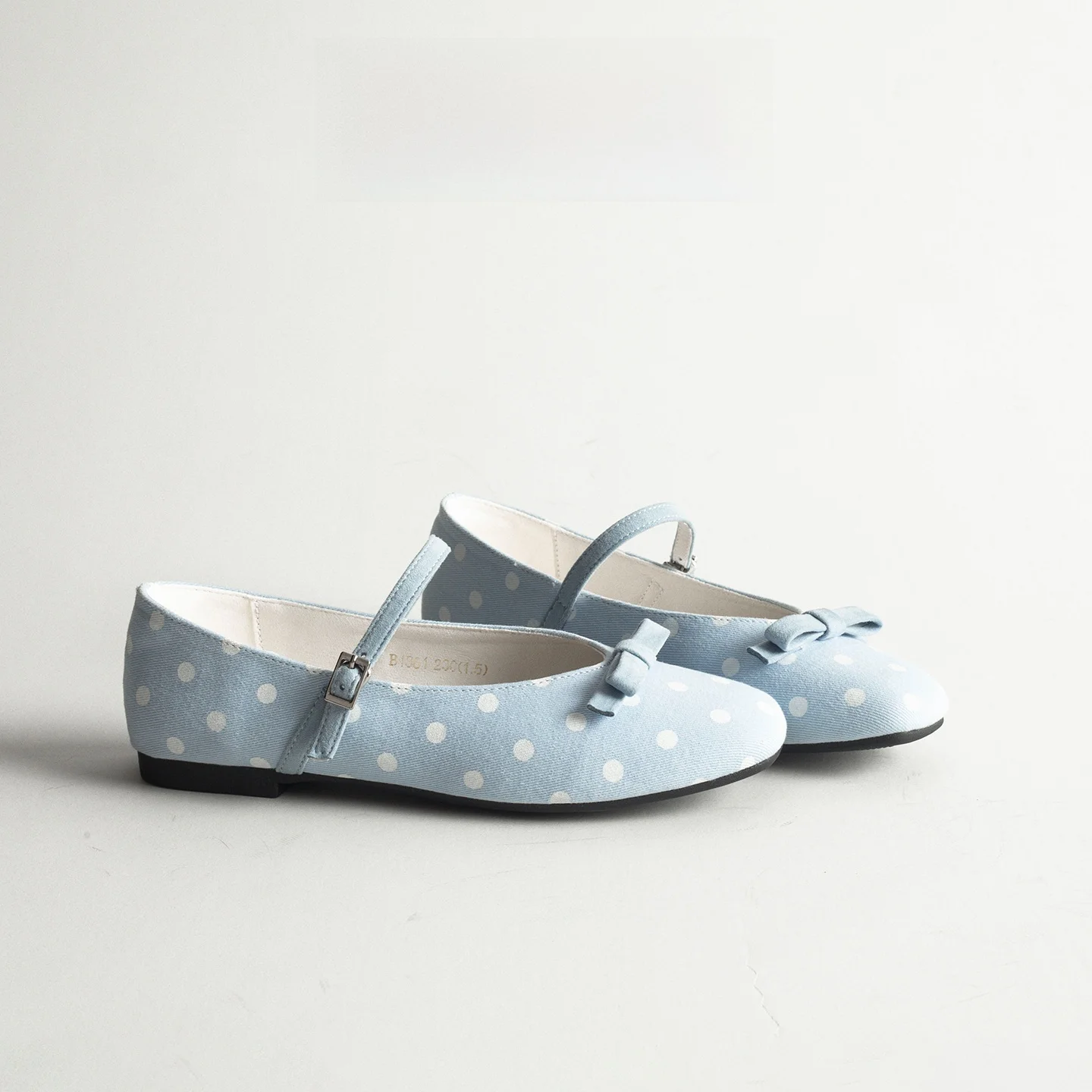 Retro Knot Flat Bottom Ballet Mary Jane Shoes Women's Versatile Gentle Fairy Style Sandals Low Cut Single Shoes
Retro Knot Flat Bottom Ballet Mary Jane Shoes Women's Versatile Gentle Fairy Style Sandals Low Cut Single Shoes