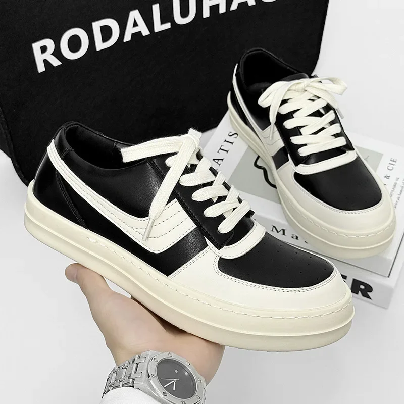 Brand Designer Men Shoe Casual Low Top Women Sneaker Leather Quality Black Leather Luxury Thick Sole Flat Platform Big Hook Shoe
Brand Designer Men Shoe Casual Low Top Women Sneaker Leather Quality Black Leather Luxury Thick Sole Flat Platform Big Hook Shoe
