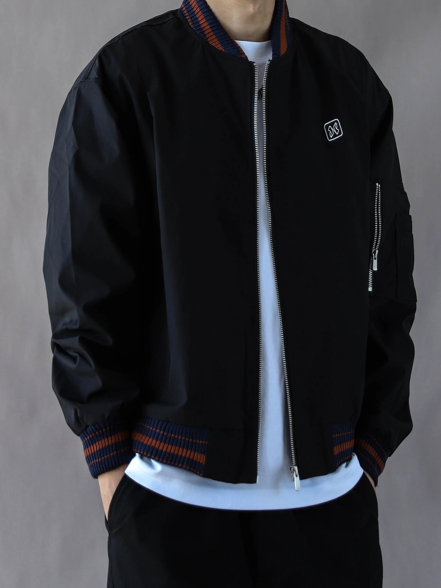 American Retro Heavyweight Jaet Men's Spring Autumn Loose Casual 2025 New Baseball orm Outerwear Bla Simple Trendy
American Retro Heavyweight Jaet Men's Spring Autumn Loose Casual 2025 New Baseball orm Outerwear Bla Simple Trendy