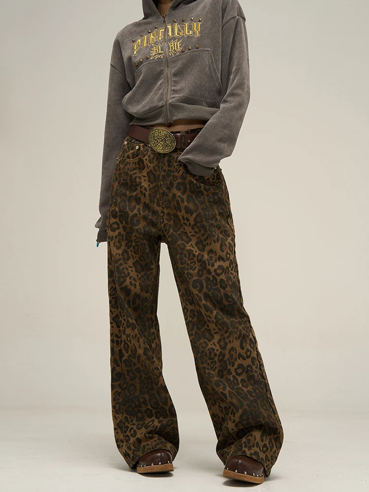 High Street American Retro Men's Jeans Trendy Street Style Leopard Print Casual Pants for Couples Straight Leg Cotton Jeans
High Street American Retro Men's Jeans Trendy Street Style Leopard Print Casual Pants for Couples Straight Leg Cotton Jeans
