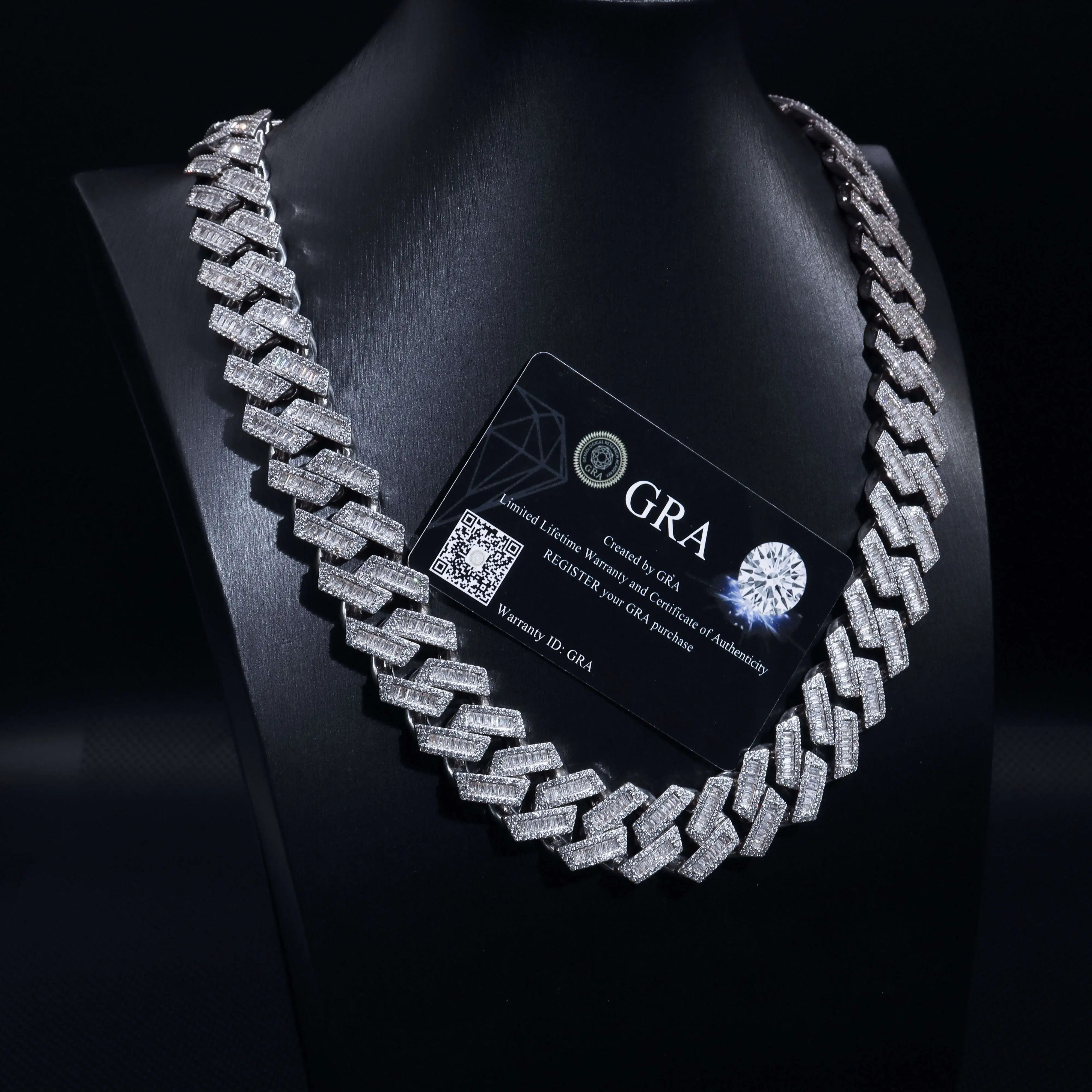 Luxury Hiphop VVS Moissanite 925 sterling silver necklace, boutique jewelry, gift pass tester, 22mm Cuban chain
Luxury Hiphop VVS Moissanite 925 sterling silver necklace, boutique jewelry, gift pass tester, 22mm Cuban chain