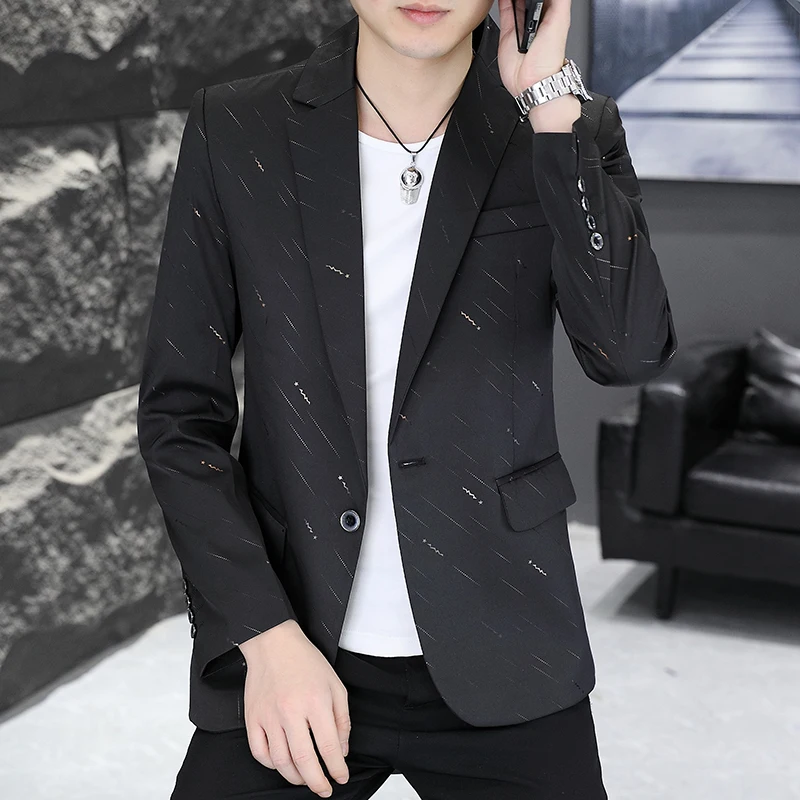 Высококачественный модный и стильный мужской костюм-тройка (пиджак, брюки, жилет) с вышивкой «Метеоритный дождь» для весны-осени, приталенный крой
Высококачественный модный и стильный мужской костюм-тройка (пиджак, брюки, жилет) с вышивкой «Метеоритный дождь» для весны-осени, приталенный крой