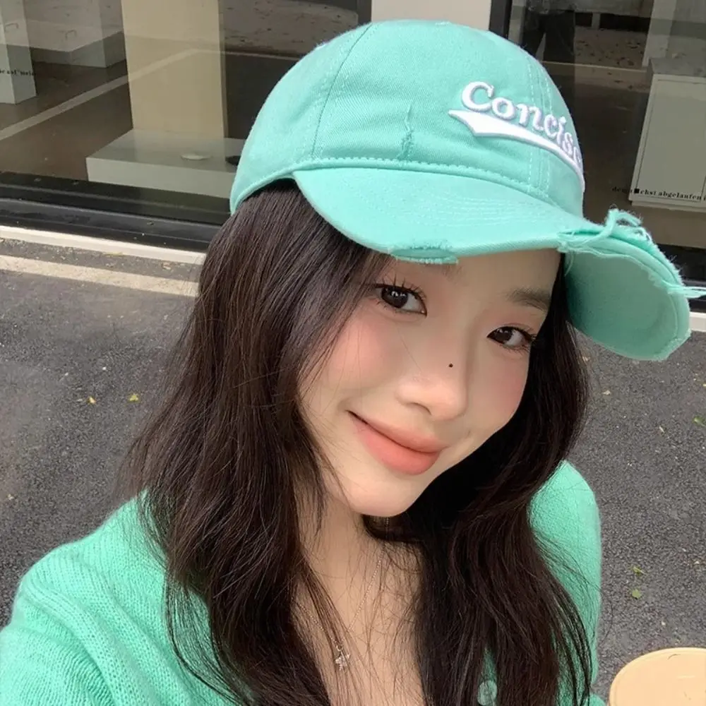 Adjustable Korean Letter Baseball Hat Embroidery Y2k Holes Peaked Cap Visor Cotton Snapback Cap Outdoor
Adjustable Korean Letter Baseball Hat Embroidery Y2k Holes Peaked Cap Visor Cotton Snapback Cap Outdoor