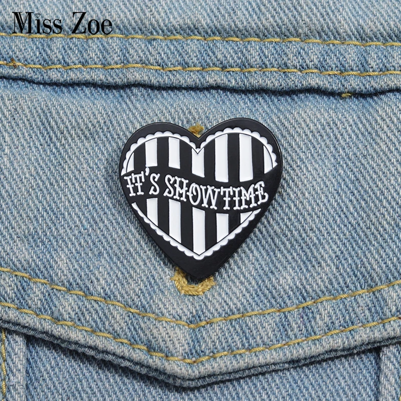 Black White Stripe Enamel Pins Custom It's Showtime Brooches Lapel Badges Punk Gothic Jewelry Gift for Kids Friends
Black White Stripe Enamel Pins Custom It's Showtime Brooches Lapel Badges Punk Gothic Jewelry Gift for Kids Friends