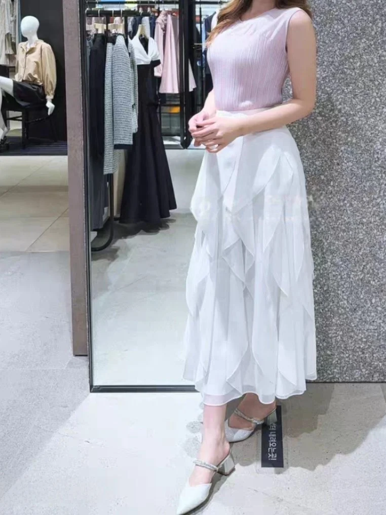 Elegant Fashionable Light Luxury High Waist Asymmetrical Hem Lace Trim Half Body Skirt Korean Style New Summer Collection
Elegant Fashionable Light Luxury High Waist Asymmetrical Hem Lace Trim Half Body Skirt Korean Style New Summer Collection