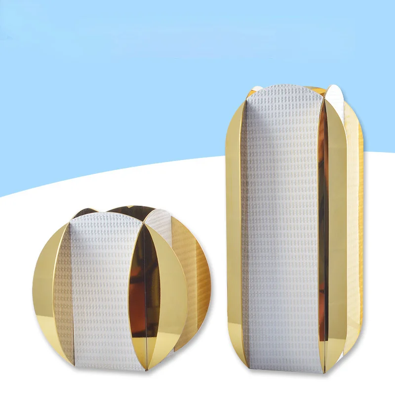 Gold simple new Chinese style vase Metal woven leather hardware vase designer model room decoration
Gold simple new Chinese style vase Metal woven leather hardware vase designer model room decoration