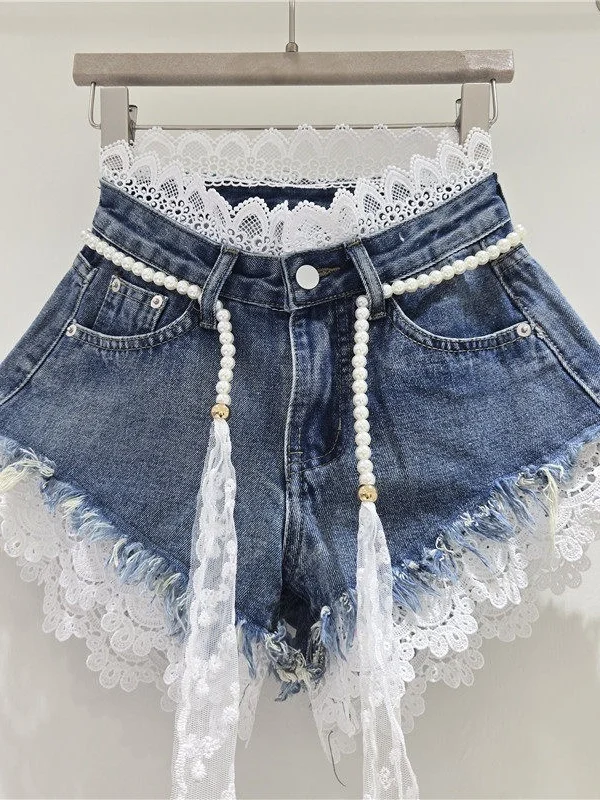 Summer 2026 Women's High Waist Patchwork Lace Trim Denim Shorts Trendy Hot Pants Commute Style Korean Version Loose Fit
Summer 2026 Women's High Waist Patchwork Lace Trim Denim Shorts Trendy Hot Pants Commute Style Korean Version Loose Fit