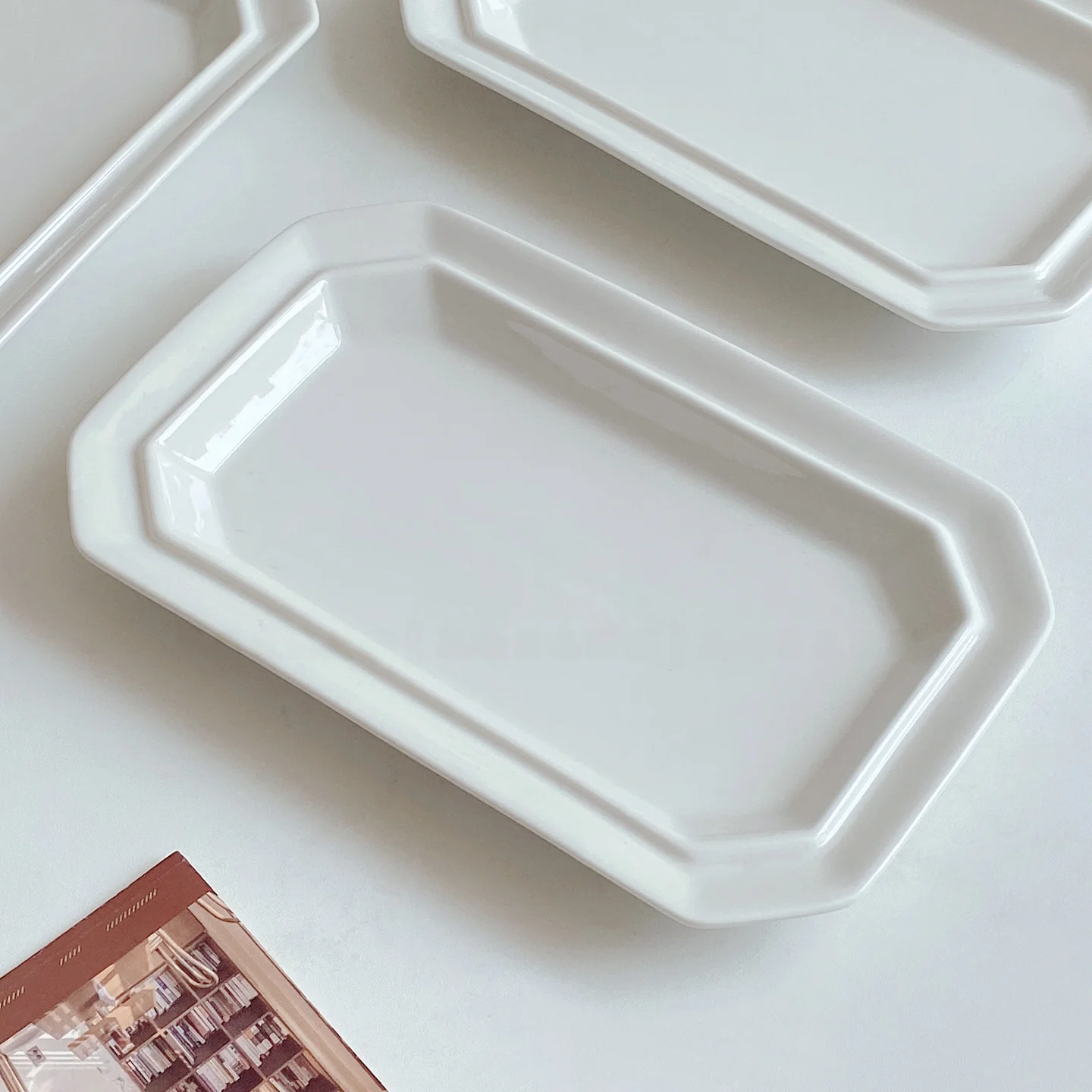 Простая прямоугольная тарелка Cerc Plate July Rabbit Ins в японском стиле для ресторанов и домашнего использования
Простая прямоугольная тарелка Cerc Plate July Rabbit Ins в японском стиле для ресторанов и домашнего использования