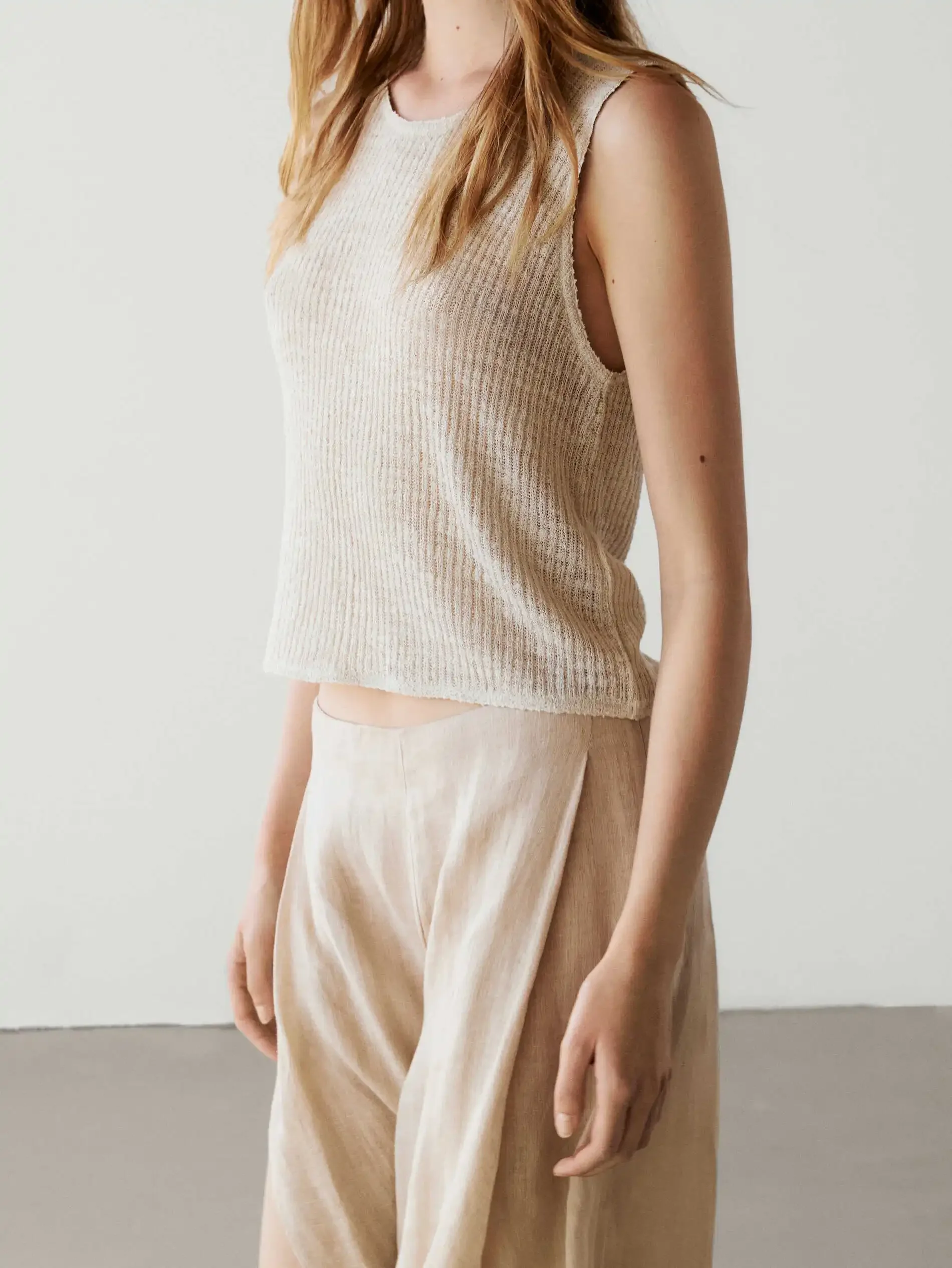 Ethereal MD 2026 YAZHIMEI spring new style of Women's casual fashion simple texture round neck vest sleeveless T-shirt top
Ethereal MD 2026 YAZHIMEI spring new style of Women's casual fashion simple texture round neck vest sleeveless T-shirt top