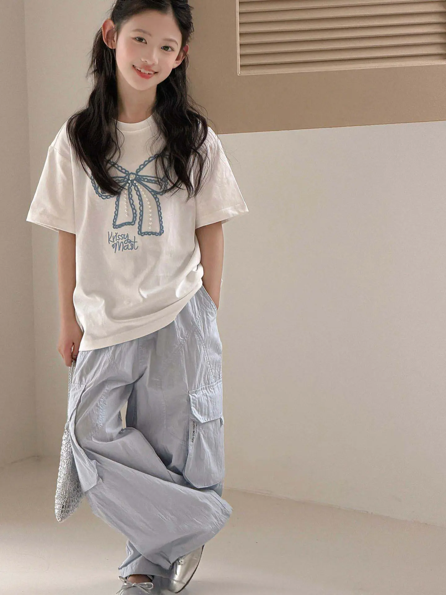 Girls Short Sleeve T-Shirt Children's Summer Top Thin Knot Print White Clothes Casual Style Standard Version for Kids
Girls Short Sleeve T-Shirt Children's Summer Top Thin Knot Print White Clothes Casual Style Standard Version for Kids
