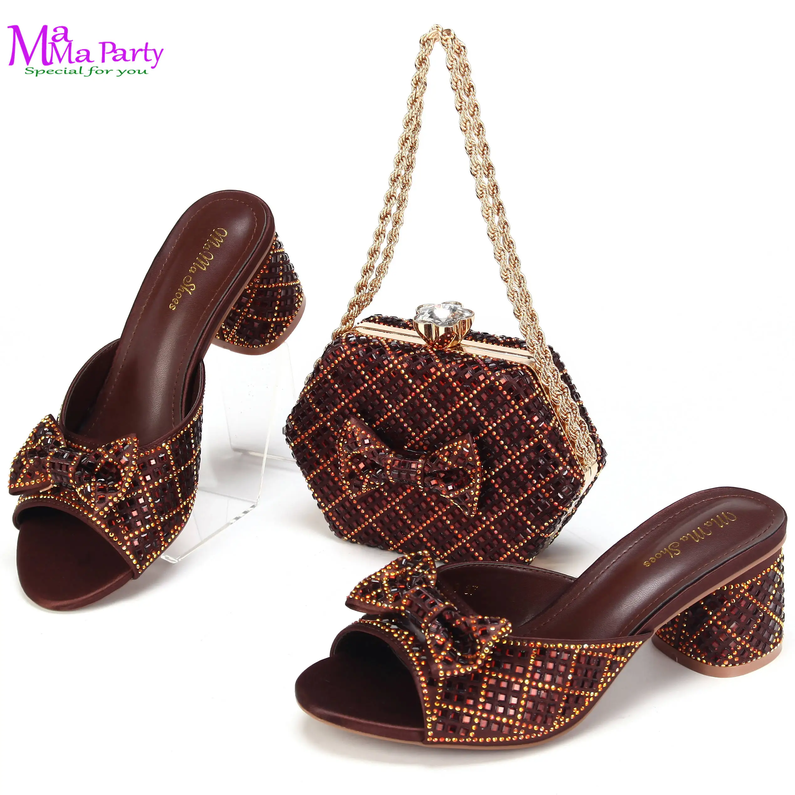 Классический стиль, африканская женская обувь специального дизайна, комплект сумки кофейного цвета с аппликациями, средние каблуки 6,5 см для свадьбы 
Классический стиль, африканская женская обувь специального дизайна, комплект сумки кофейного цвета с аппликациями, средние каблуки 6,5 см для свадьбы