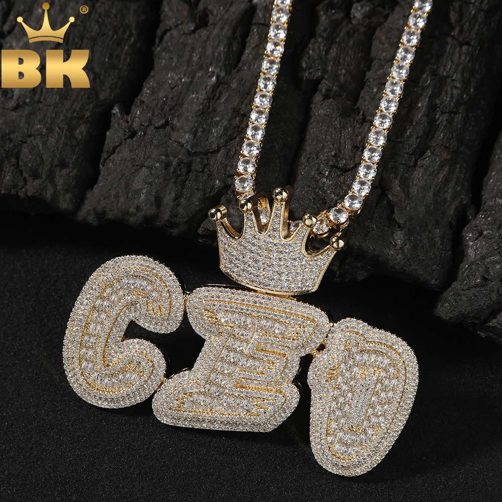 TBTK на заказ Baguettecz начальные буквы Корона Бали Iced Out кубический цирконий номер имя кулон-цепочка ожерелье хип-хоп ювелирные изделия
TBTK на заказ Baguettecz начальные буквы Корона Бали Iced Out кубический цирконий номер имя кулон-цепочка ожерелье хип-хоп ювелирные изделия