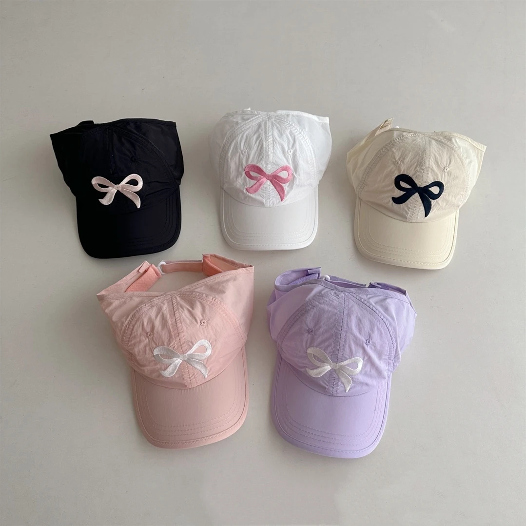 Korean embroidered bow baseball cap, children's spring and summer soft-top baseball cap, big head circumference
Korean embroidered bow baseball cap, children's spring and summer soft-top baseball cap, big head circumference