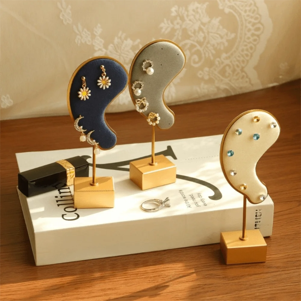 Ear Shape Earring Display Stand Charms Microfiber Earring Hanging Rack Exquisite High-end Stud Jewelry Organizer Storage
Ear Shape Earring Display Stand Charms Microfiber Earring Hanging Rack Exquisite High-end Stud Jewelry Organizer Storage